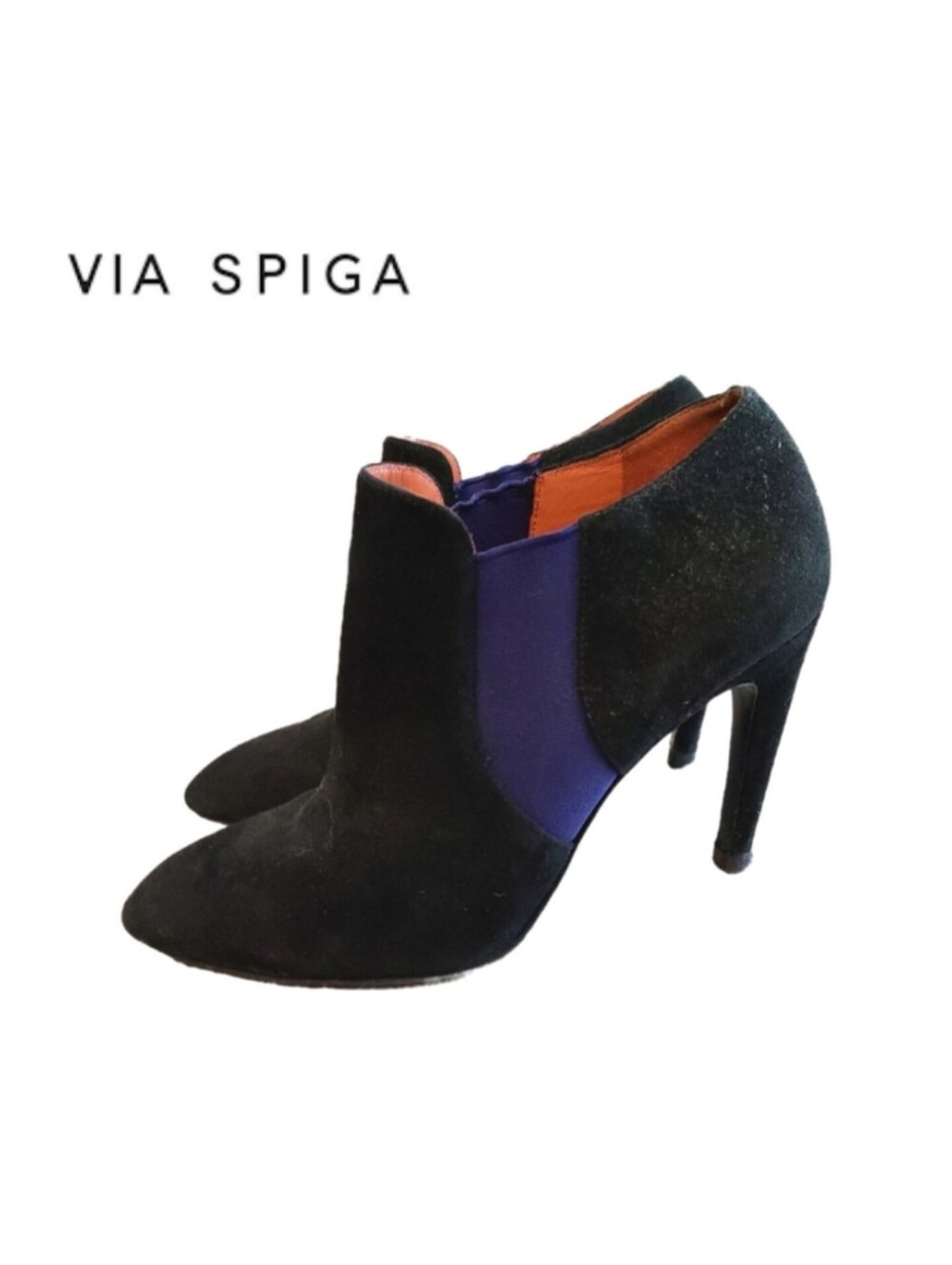 6.5 Via Spiga Blaire Suede Ankle Boots